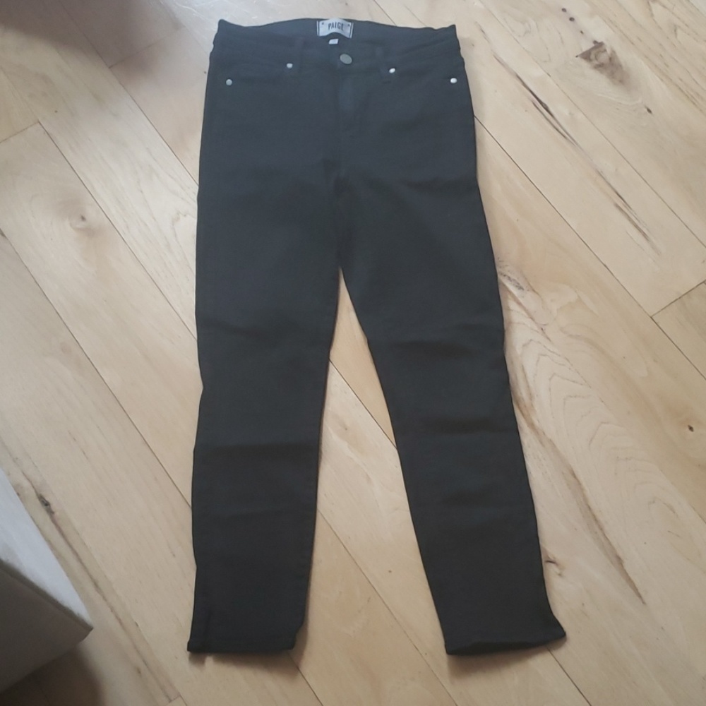 Paige black capri jeans
